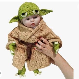 Baby Yoda Halloween Costume size 0-6 months. Worn one time. New without tags.